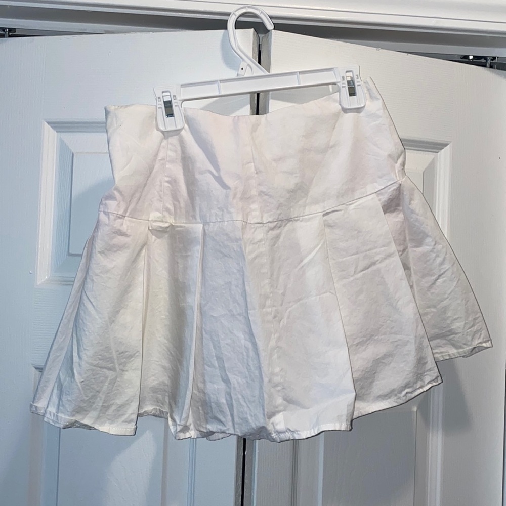Brand - Lelis Collection. Size - L. Color - white